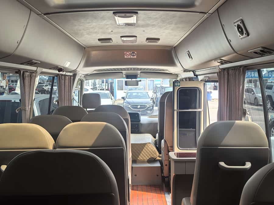 Toyota Coaster 2021 #5 Toyota Coaster 2021 car image #5