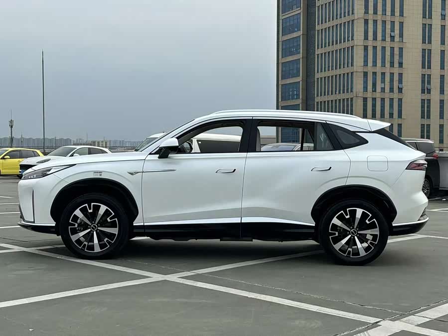 Roewe D5X DMH 2025 #14 Roewe D5X DMH 2025 car image #14