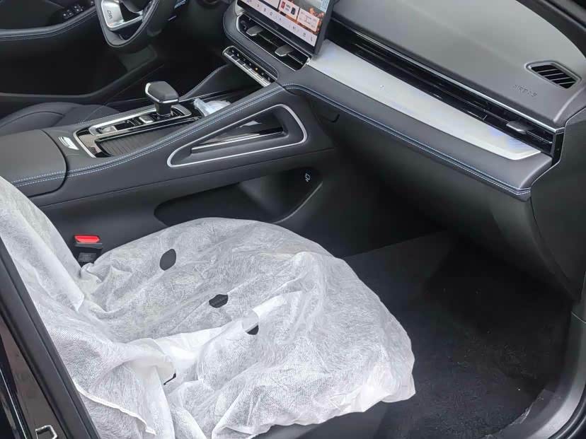 GEELY Preface 2025 #6 GEELY Preface 2025 car image #6