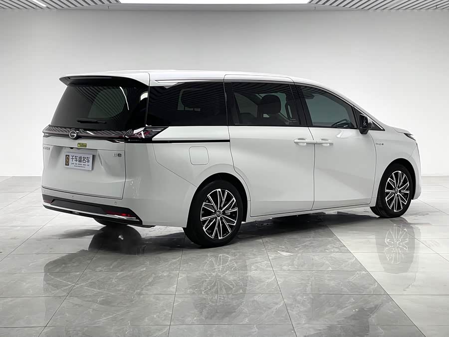 GAC Trumpchi E8 New Energy 2024 #7 GAC Trumpchi E8 New Energy 2024 car image #7