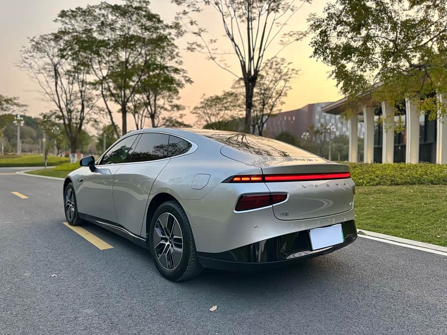 Xpeng P7 2025 #7 Xpeng P7 2025 صورة سيارة #7