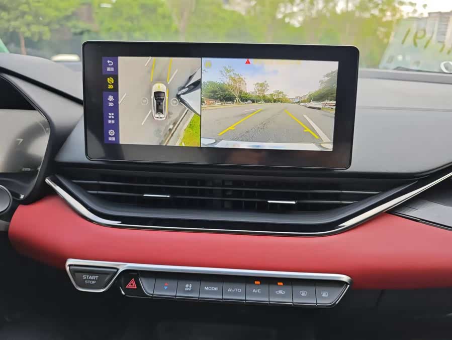 GEELY 2022 #21 GEELY 2022 car image #21