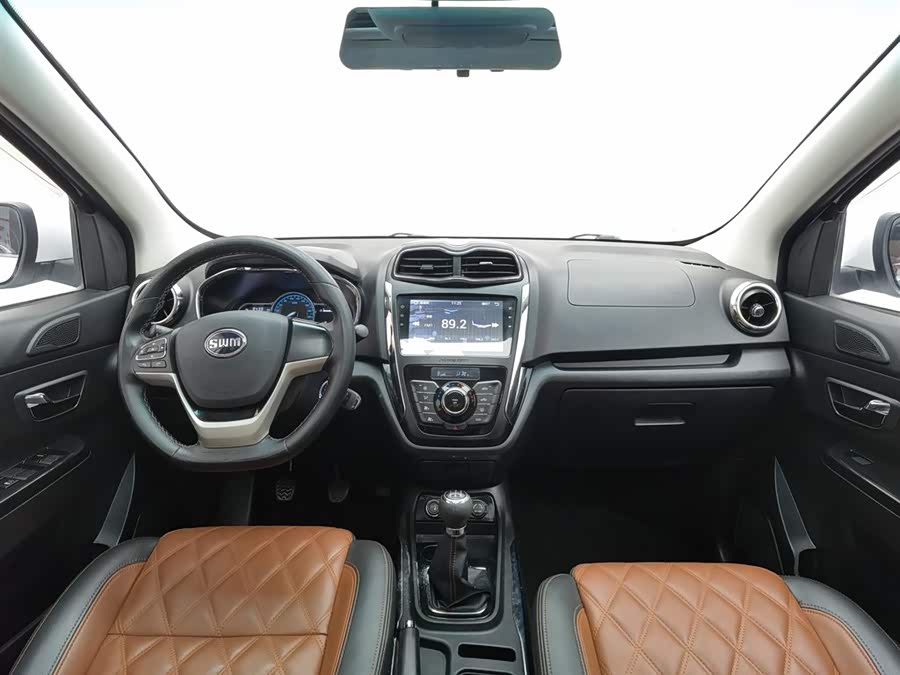 SWM X3 2017 #6 SWM X3 2017 изображение автомобиля #6