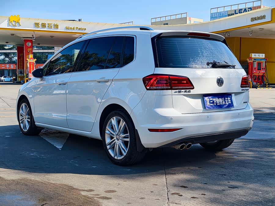 Volkswagen Golf Sportsvan 2016 #8 Volkswagen Golf Sportsvan 2016 car image #8
