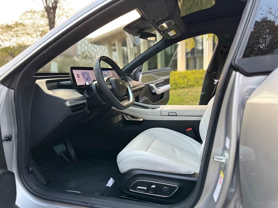 Xpeng P7 2025 #12 Xpeng P7 2025 صورة سيارة #12