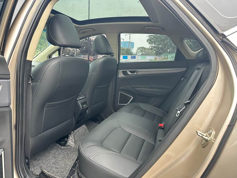 GEELY 2018 #6 GEELY 2018 imagem de carro #6