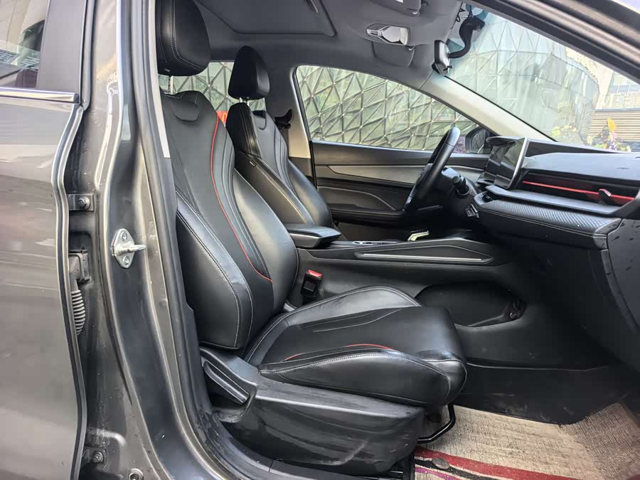 GEELY 2022 #11 GEELY 2022 car image #11