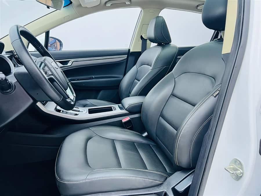 GEELY 2019 #18 GEELY 2019 immagine di auto #18