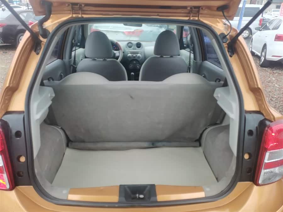 Nissan March 2014 #20 Nissan March 2014 изображение автомобиля #20