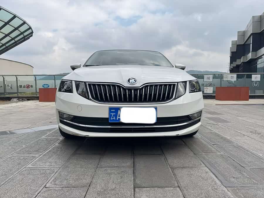 Skoda Octavia 2018 #2 Skoda Octavia 2018 car image #2