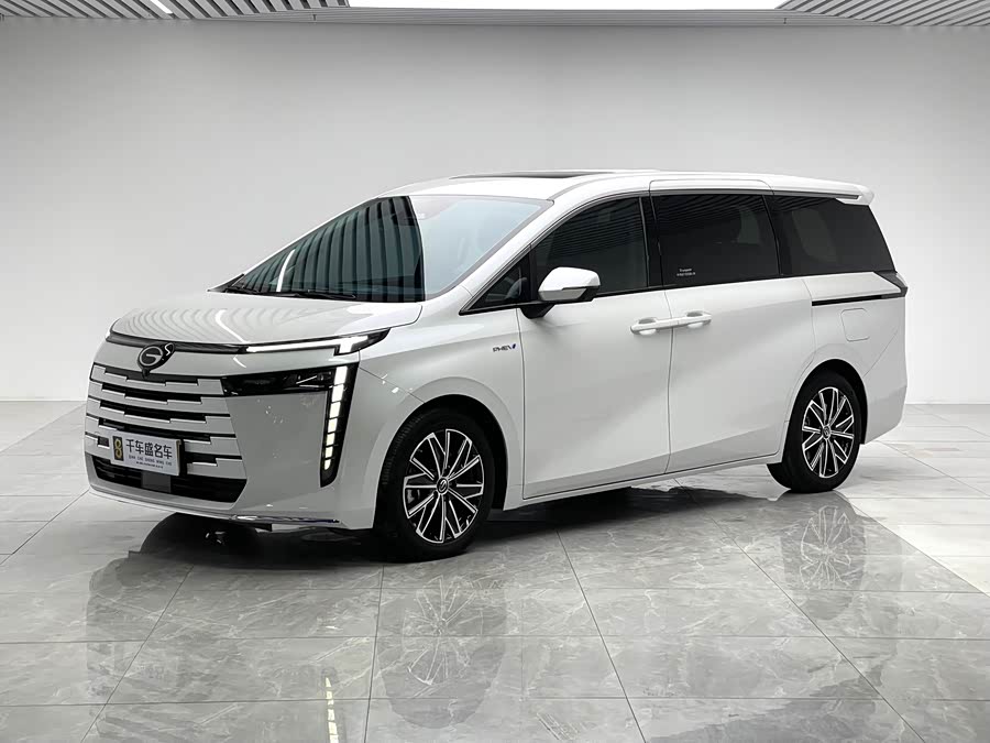 GAC Trumpchi E8 New Energy 2024 #2 GAC Trumpchi E8 New Energy 2024 car image #2