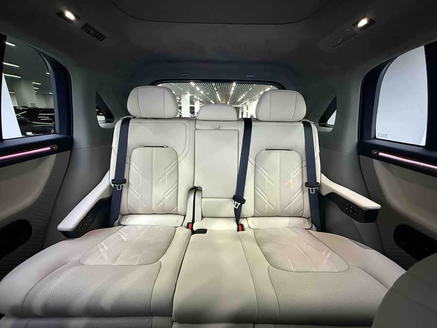 Zeekr MIX 2024 #13 Zeekr MIX 2024 изображение автомобиля #13