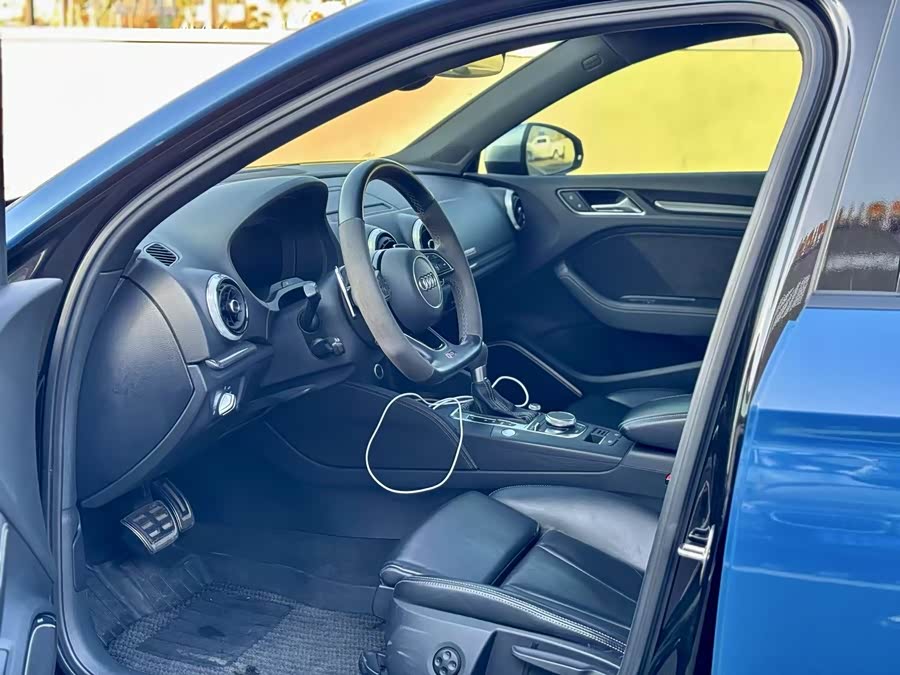 Audi RS 3 2018 #4 Audi RS 3 2018 imagem de carro #4