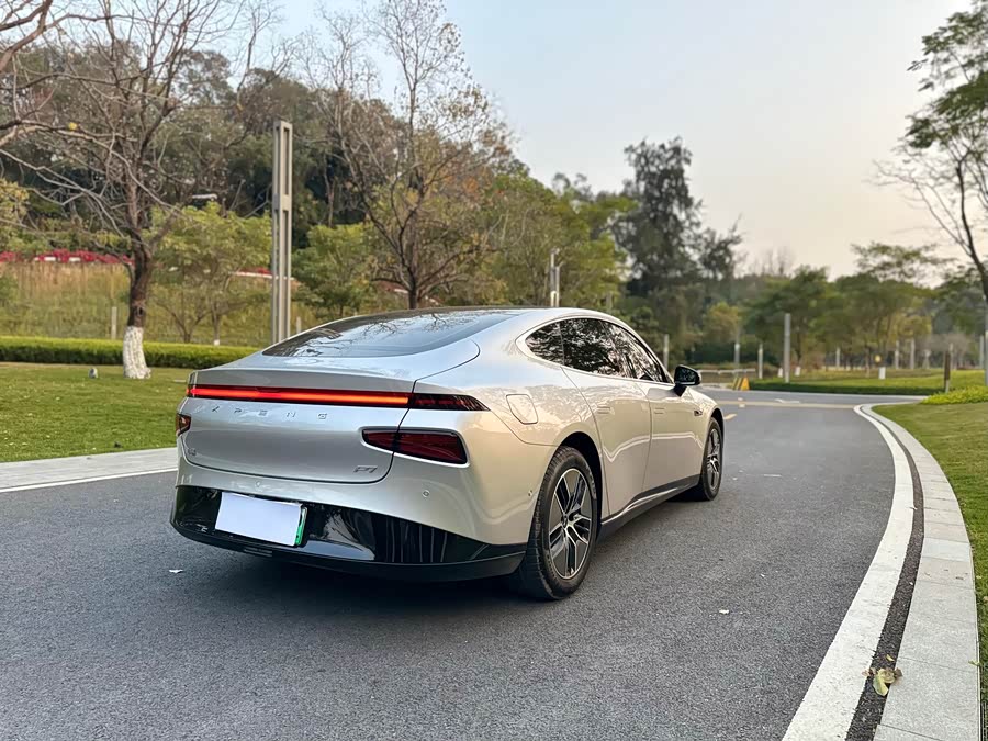 Xpeng P7 2025 #9 Xpeng P7 2025 صورة سيارة #9