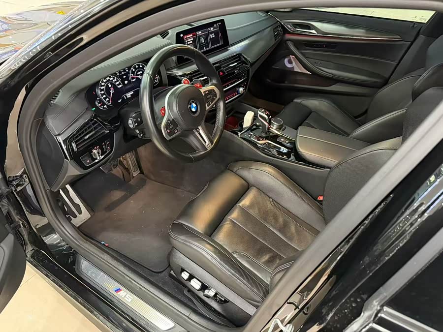 BMW M5 2018 #6 BMW M5 2018 car image #6