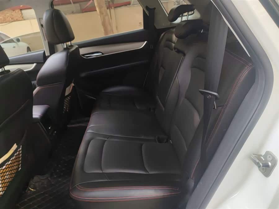 SWM斯威汽车 SWM斯威G01 2018 #20 SWM斯威汽车 SWM斯威G01 2018 汽车图片 #20