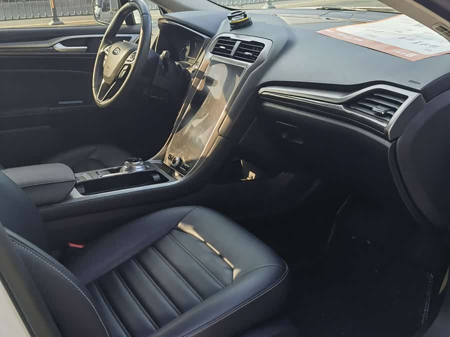 Ford Mondeo 2020 #8 Ford Mondeo 2020 car image #8