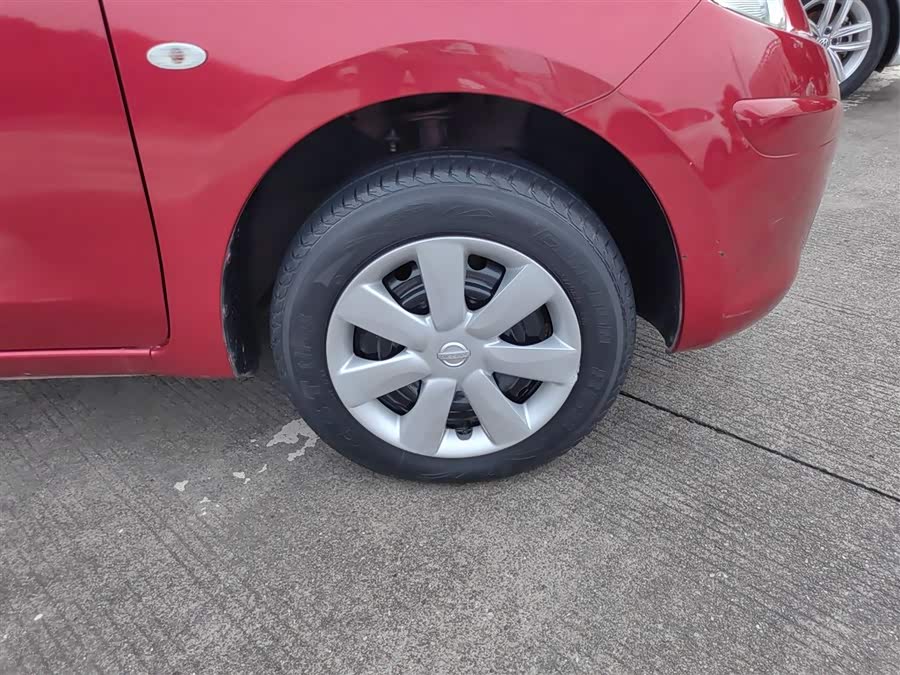 Nissan March 2014 #27 Nissan March 2014 immagine di auto #27