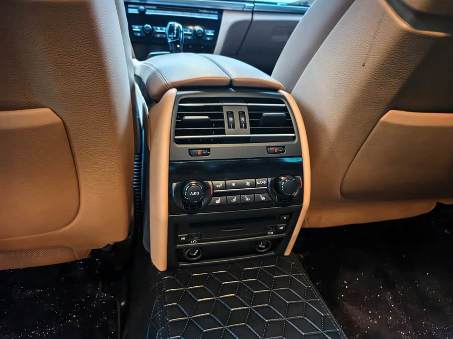 BMW 7 Series 2012 #9 BMW 7 Series 2012 immagine di auto #9