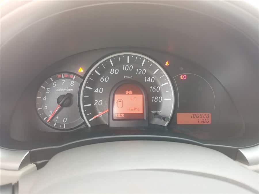 Nissan March 2014 #13 Nissan March 2014 изображение автомобиля #13