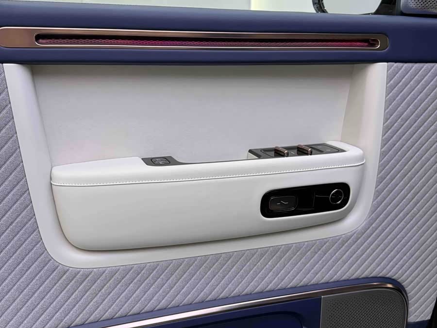 Zeekr MIX 2024 #7 Zeekr MIX 2024 изображение автомобиля #7