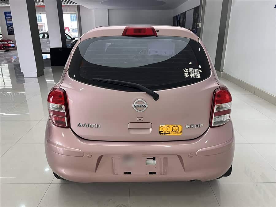 Nissan March 2016 #9 Nissan March 2016 صورة سيارة #9