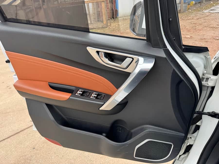 GEELY 2018 #12 GEELY 2018 car image #12