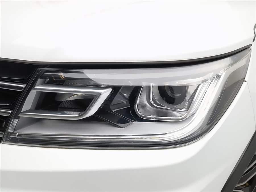 SWM X3 2017 #8 SWM X3 2017 изображение автомобиля #8