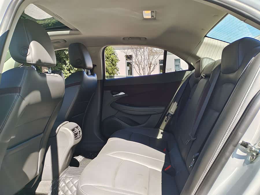 Chevrolet C3R 2018 #9 Chevrolet C3R 2018 car image #9
