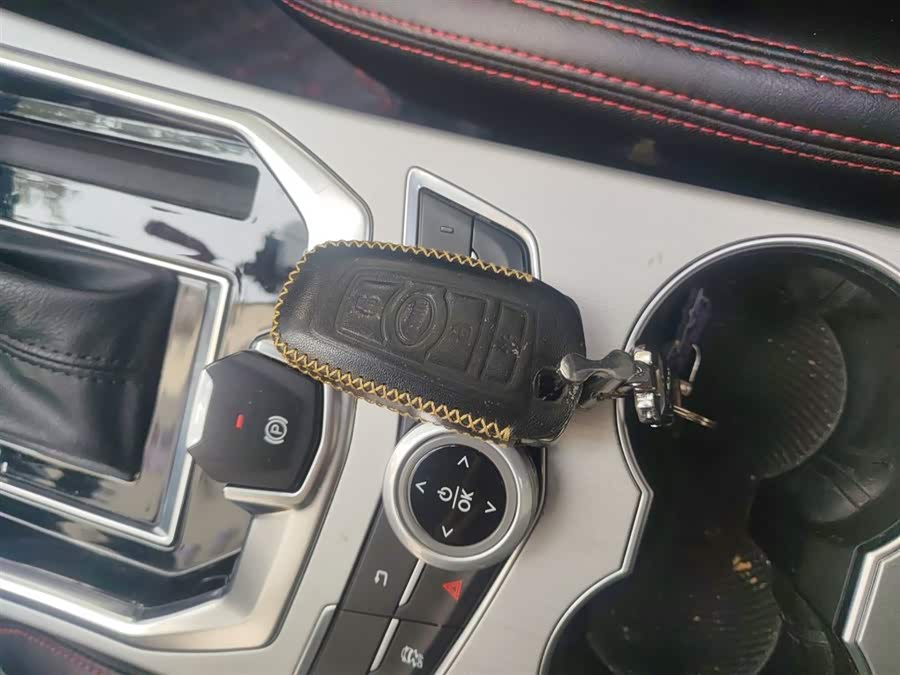 SWM斯威汽车 SWM斯威G01 2018 #11 SWM斯威汽车 SWM斯威G01 2018 汽车图片 #11