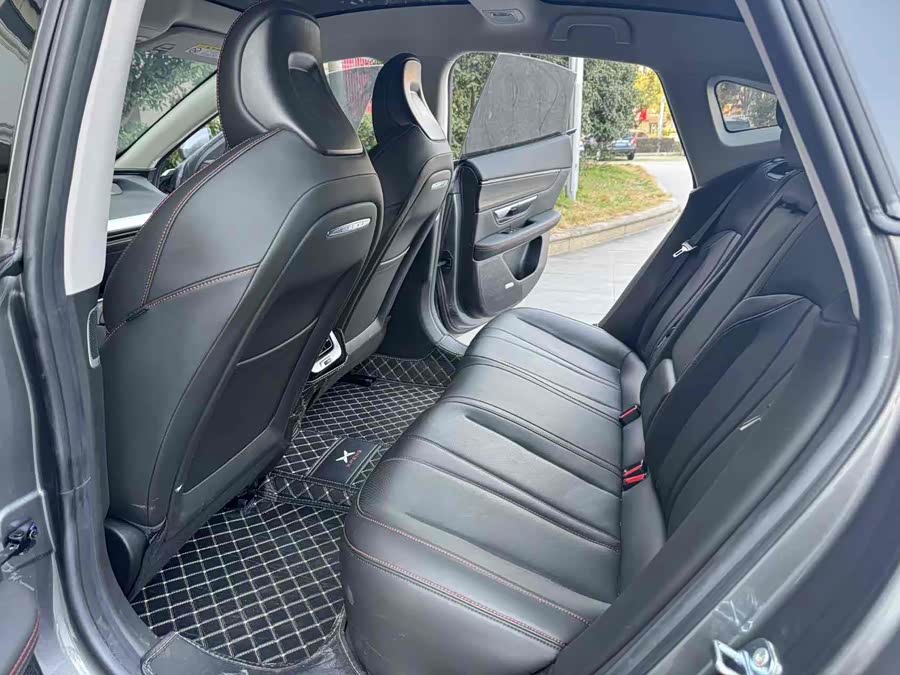 Xpeng P7 2022 #9 Xpeng P7 2022 car image #9