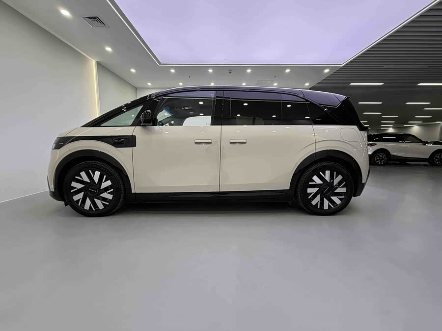 Zeekr MIX 2024 #4 Zeekr MIX 2024 изображение автомобиля #4