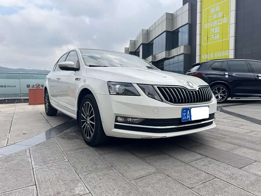 Skoda Octavia 2018 #3 Skoda Octavia 2018 car image #3