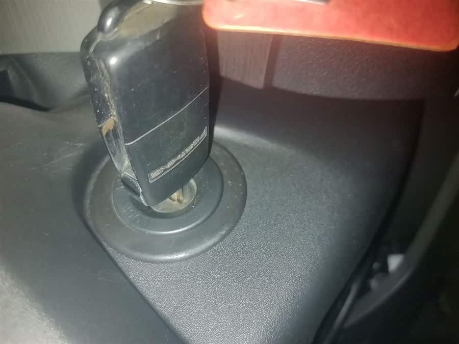 Forthing T5 2022 #13 Forthing T5 2022 صورة سيارة #13