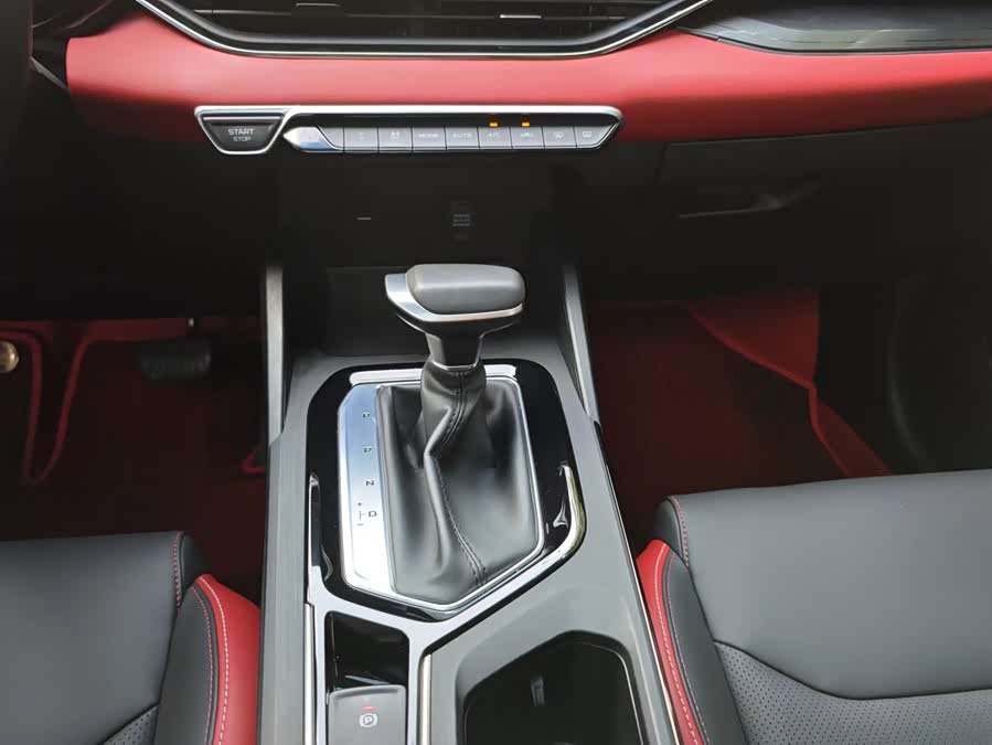 GEELY 2022 #16 GEELY 2022 car image #16