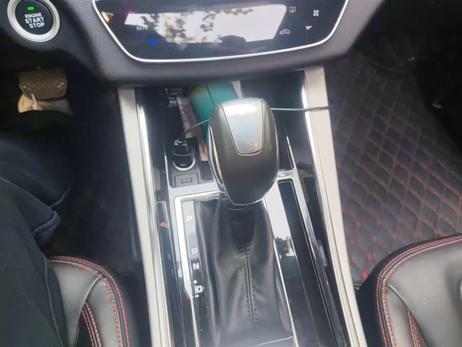 SWM斯威汽车 SWM斯威G01 2018 #17 SWM斯威汽车 SWM斯威G01 2018 汽车图片 #17