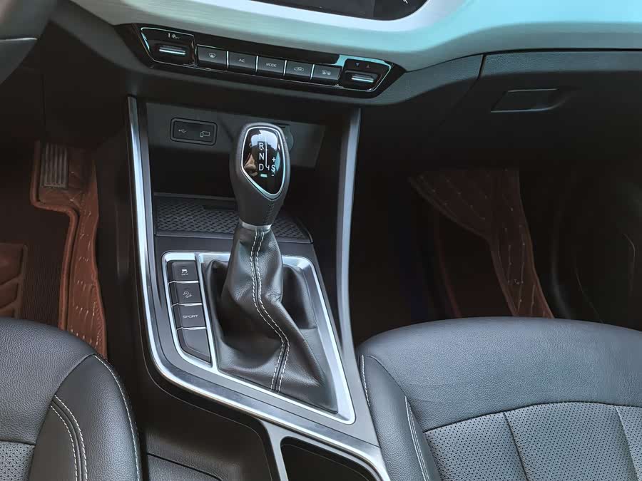 GEELY Vision X3 2020 #9 GEELY Vision X3 2020 صورة سيارة #9