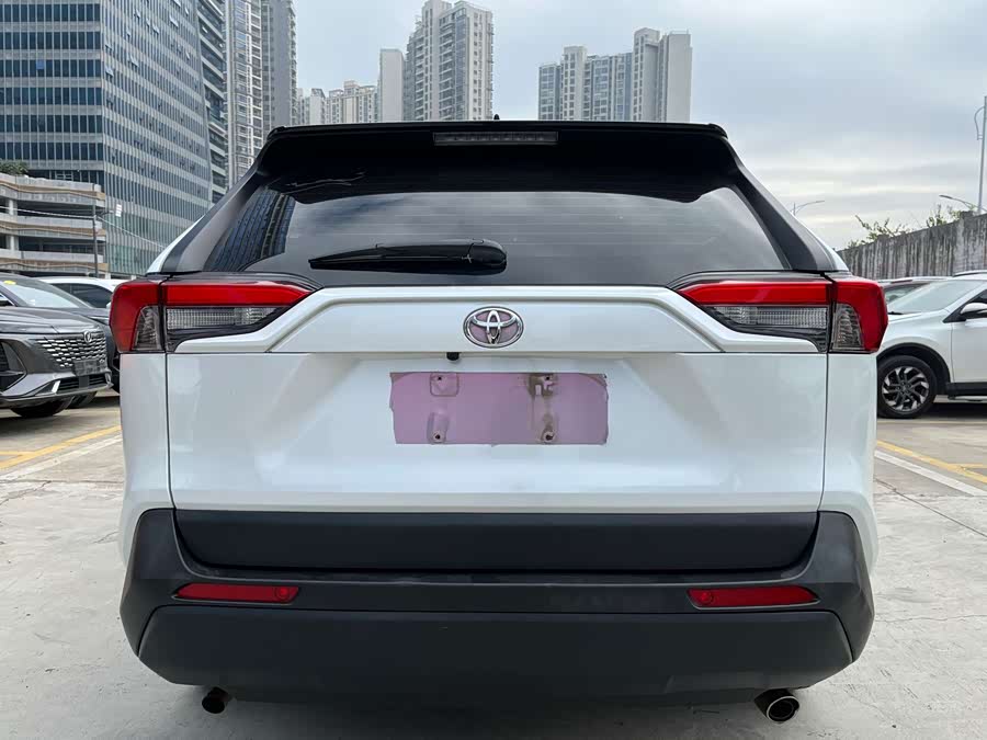 Toyota RAV4 2018 #4 Toyota RAV4 2018 car image #4