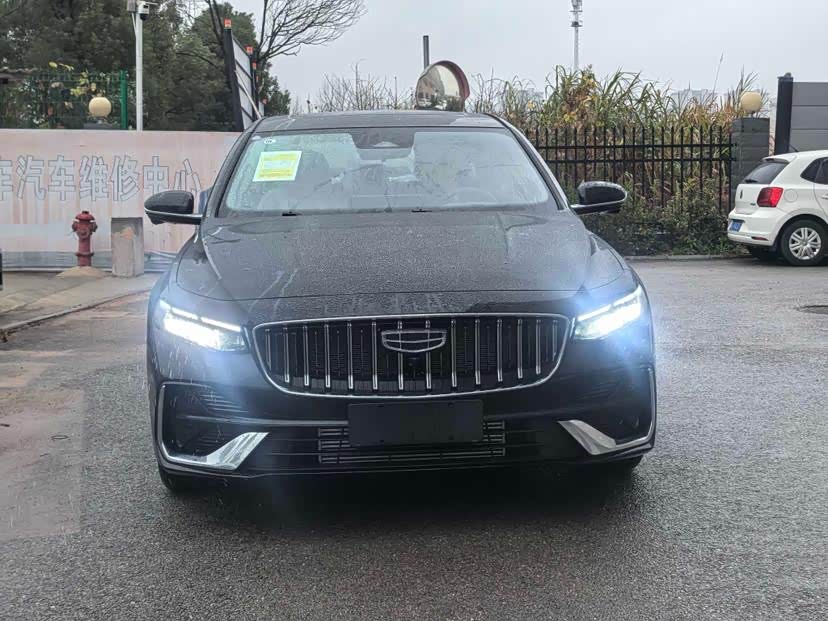 GEELY Preface 2025 #3 GEELY Preface 2025 car image #3