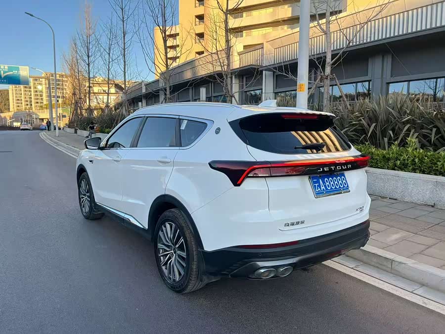 Jetour X70 PLUS 2023 #8 Jetour X70 PLUS 2023 car image #8