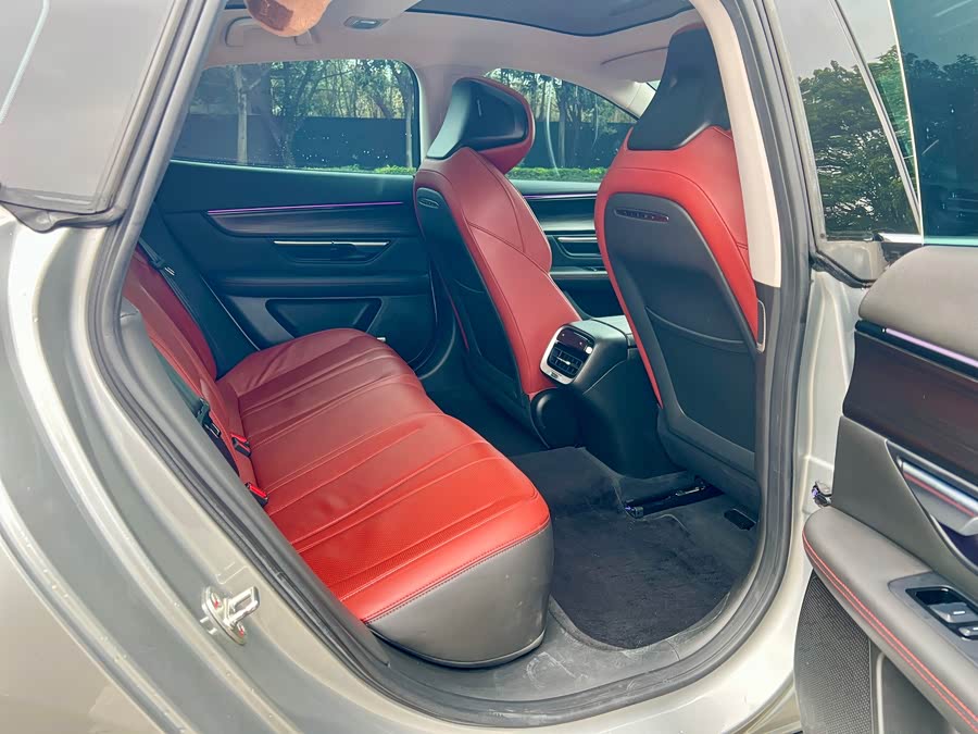 Xpeng P7 2021 #11 Xpeng P7 2021 car image #11