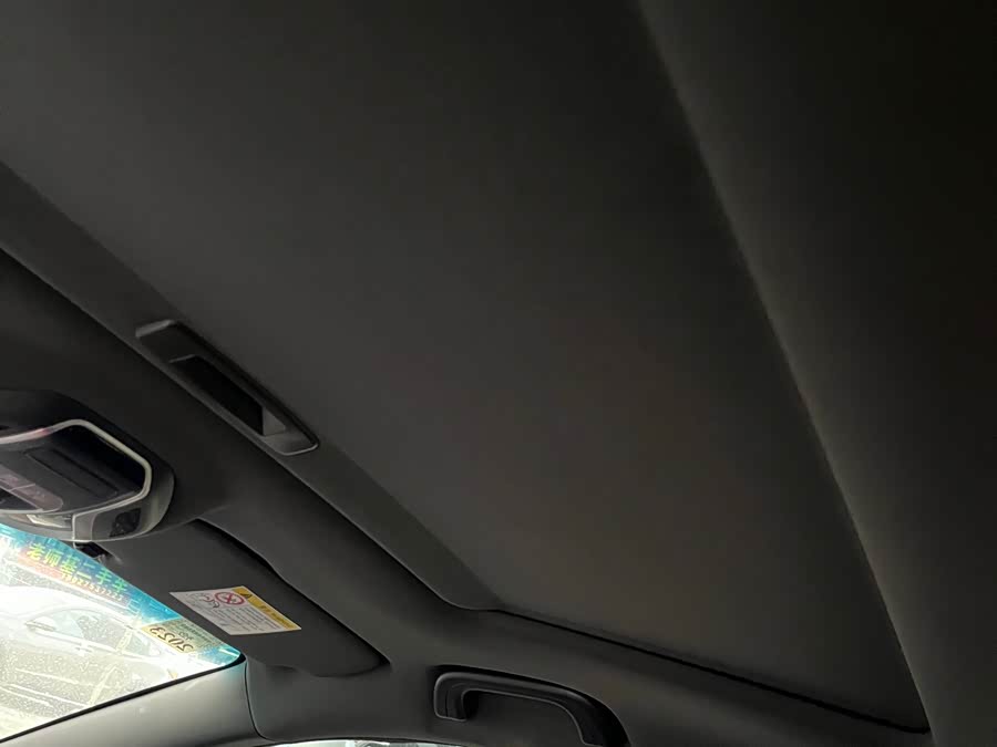 GEELY 2021 #14 GEELY 2021 car image #14