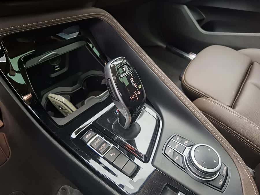 BMW X2 2021 #14 BMW X2 2021 car image #14