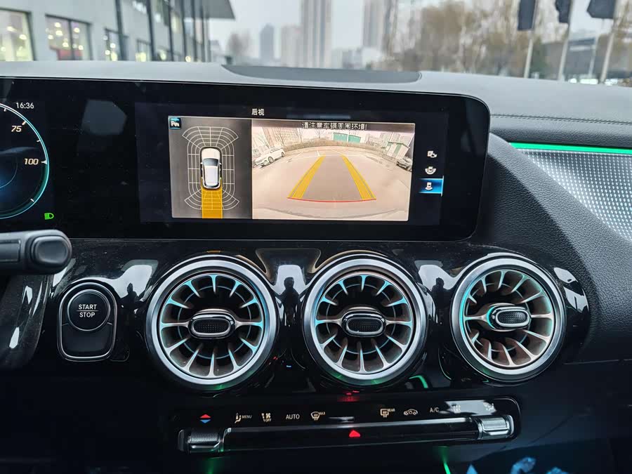 Mercedes-Benz EQA Class 2022 #8 Mercedes-Benz EQA Class 2022 immagine di auto #8