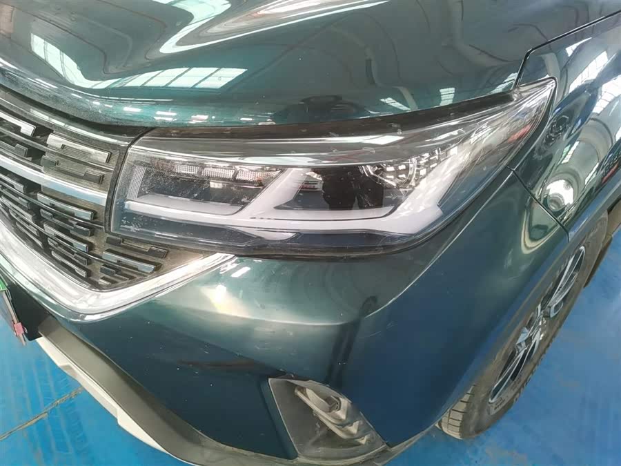 Forthing T5 2023 #25 Forthing T5 2023 immagine di auto #25