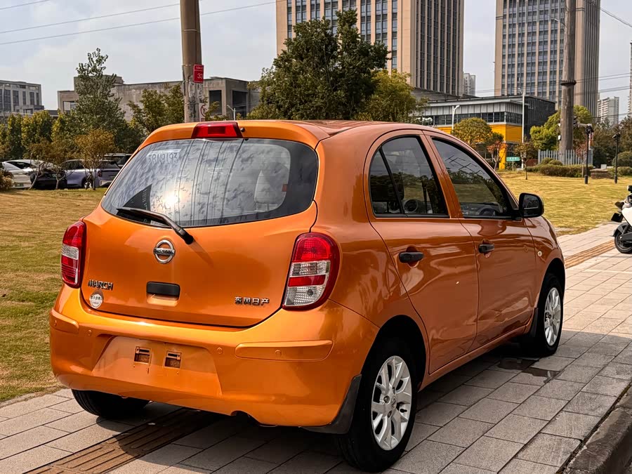 Nissan March 2014 #8 Nissan March 2014 immagine di auto #8