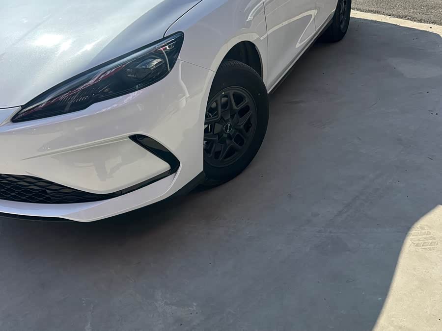 BYD Seal 05 DM-i 2025 #3 BYD Seal 05 DM-i 2025 car image #3