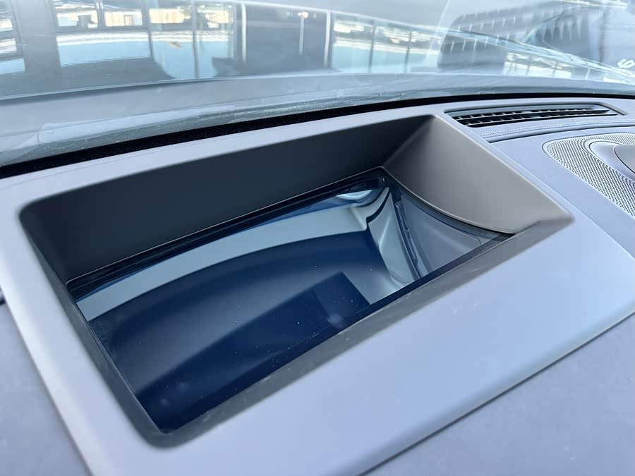 2025 #20 2025 immagine di auto #20