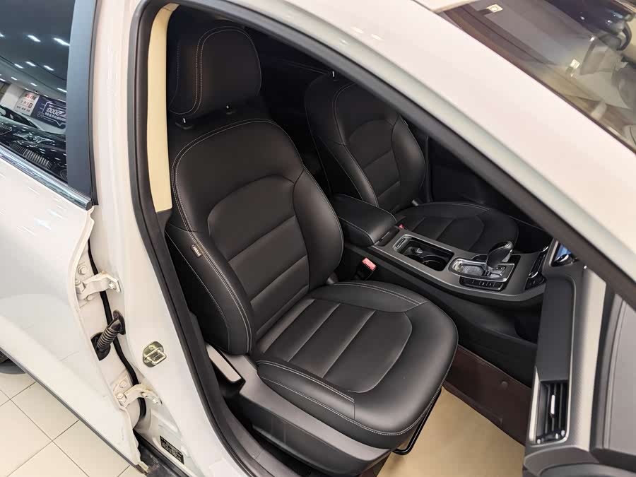 GEELY 2017 #32 GEELY 2017 car image #32