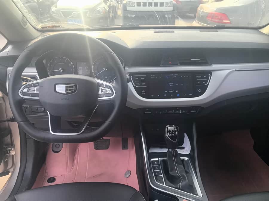 GEELY Vision X3 2020 #6 GEELY Vision X3 2020 изображение автомобиля #6